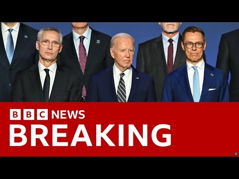 拜登在北約峰會開幕式上面臨退出總統競選的更大壓力 | BBC News (Biden faces more pressure to quit presidential race as he opens NATO summit | BBC News)