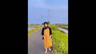 Download lagu BUMIL CANTIK JALAN JALAN PAGI mp3 Download lagu BUMIL CANTIK JALAN JALAN PAGI mp3