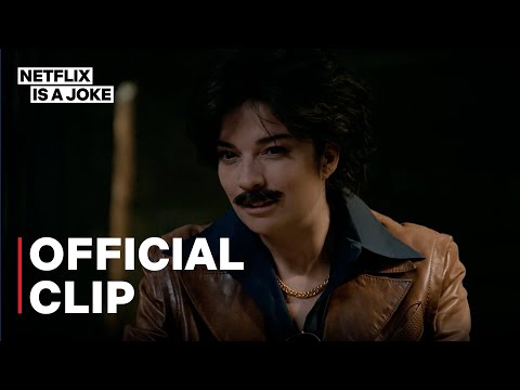 Annie Murphy Goes Undercover As The Pancake King | Murderville Season 1