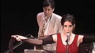 -5 Arbolicas d'almendra / ¿Porque llorax, blanca niña?