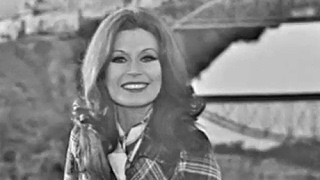 Rocío Jurado interpreta «Un clavel» (1972)