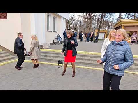 30.03.25г..."Эти Тюльпаны"... 🌷🌷🌷... Сергей Орлов... звучит в Гомельском парке.