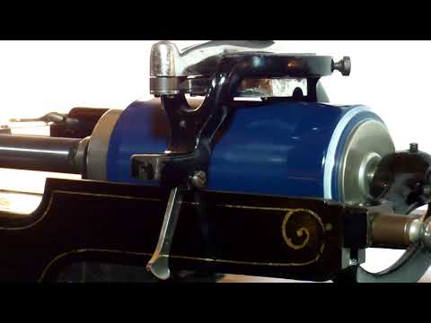 New Blue Amberol 5651: Me and the man in the moon - Fox Trot by Al Friedman and his Orchestra (1928)