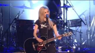 Avril Lavigne - Nobody&#39;s Home [Live at Budokan] [Japan] The Bonez Tour 2005 #HD