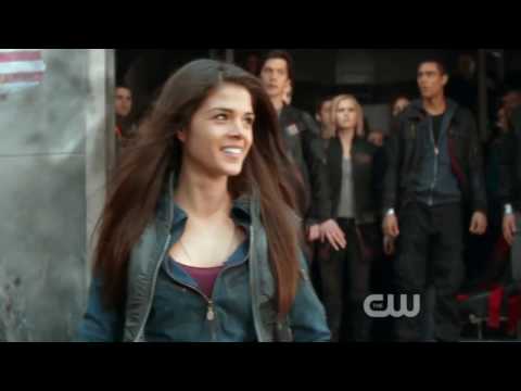 Fanmade Video of The 100 s01e01