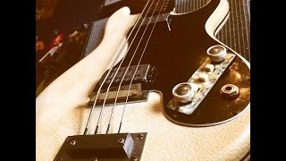 Video thumbnail for Hofner 182 bass pick groove! by Bassen met Boris