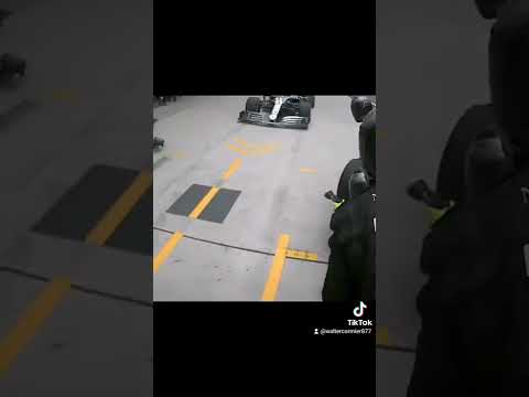 Mercedes pitstop perfection - Suicide year Weedmane