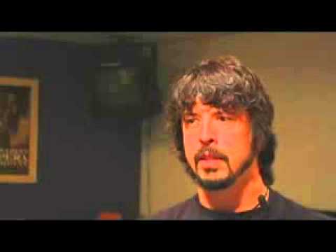 Dave Grohl discusses Voivod