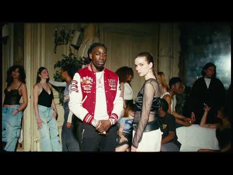 Adèle Castillon ft. Gazo - Ce soir (Lyrics Video)