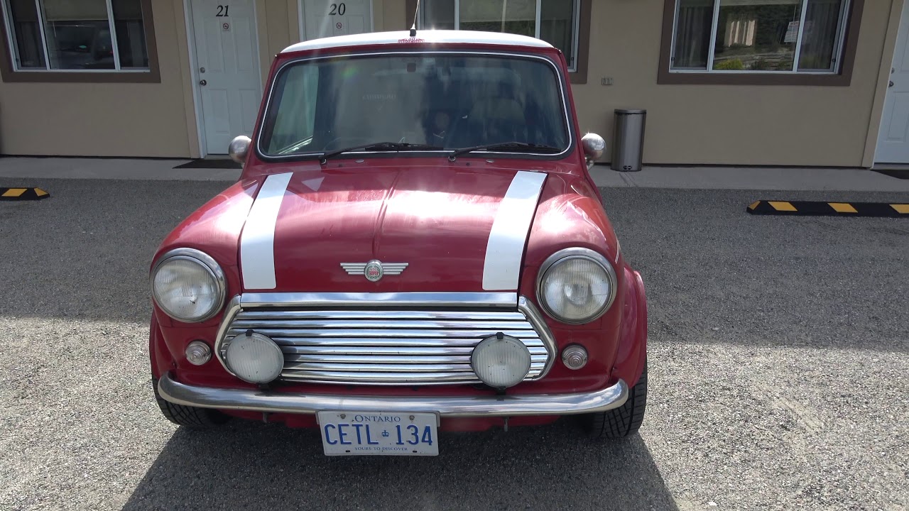 Classic Mini Solo Road Trip | Toronto To Tofino - Part 1