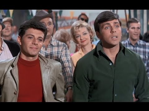 Fireball 500 (1966) - Frankie Avalon fights Fabian (while Annette watches)