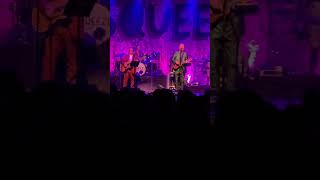 Squeeze Cradle to the Grave