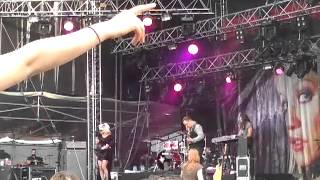 Chisu - Miehistä viis! Live in Qstock 2012