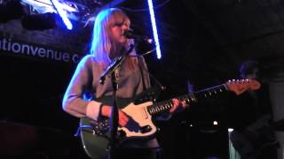 Lucy Rose - Shelter (Wrexham Central Station)