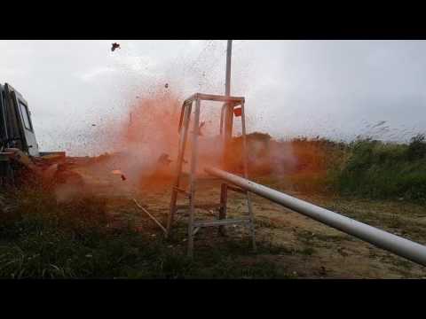Exploding spray paint!