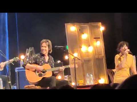 Per Gessle med Helena Josefsson: "Vilket håll du än går" unplugged