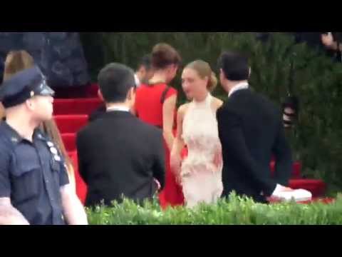 Amanda Seyfried & Justin Long at Met Gala 2015