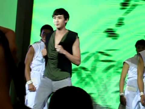 BRANDS New Campaign Press Conference. (Nichkhun Solo Dance 1) 120124