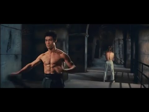 Bruce Lee VS Chuck Norris In High Definition (HD)