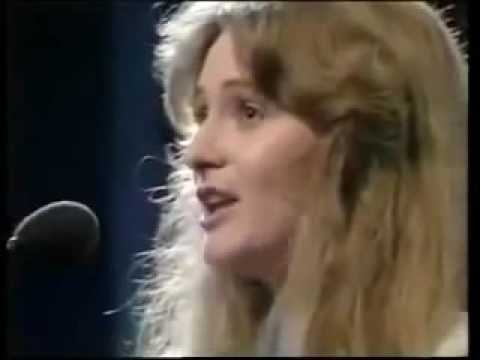 Eurovision 1982 Germany - Nicole - A Little Bit Of Peace (Winner)