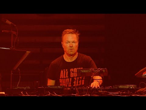 Pete Tong, Ultra Naté, LP Giobbi, Jules Buckley "Free (Do What U Want)"