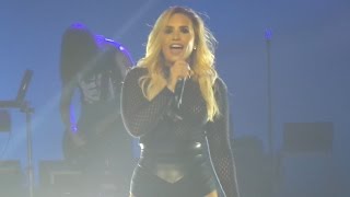 Demi Lovato &quot;LIONHEART&quot; - Guadalajara Mexico (October 18th, 2016)