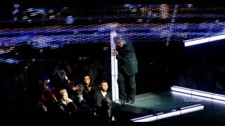 U2&#39;s BONO SINGS TO HIS FAMILY / 4K / &quot;City of Blinding Lights&quot; (Live) / Chicago / June 28th, 2015