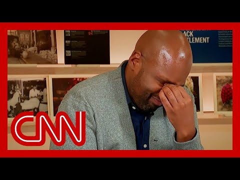 Cnn Anchor Victor Blackwell