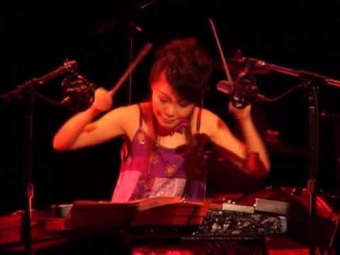 Weiwei`s Concert - BeautifulAfrica (美しいアフリカ） played by Yang-Qin (揚琴）