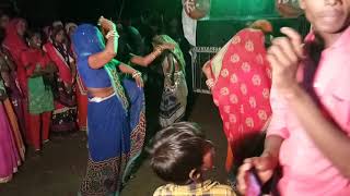 Download lagu Chanda tori chadni aangan me khele balma mp3