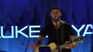 Acoustic Performance of She Get Me High (Live) by Luke Bryan