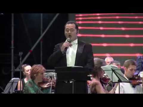 Doru Iftene - Pinocchio:"When you wish upon a star" (Europa Fm Live Symphony 2015)