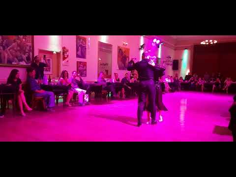 Aurora Lúbiz y Claudio González en Sonrisas Milongueras. Ficha de Oro. Tema 3 de 3.