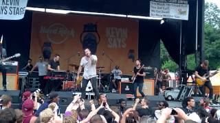 Emarosa - People Like Me, We Just Dont Play (Live @ Warped Tour Atlanta)