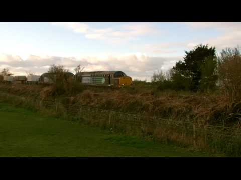 Talacre Tyn y Morfa Crossing 7.11.2016 - DRS 37602 & 37603 on the Valley flasks - Prestatyn