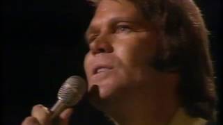 Glen Campbell - Glen Campbell Live in London (1975) - He Ain&#39;t Heavy