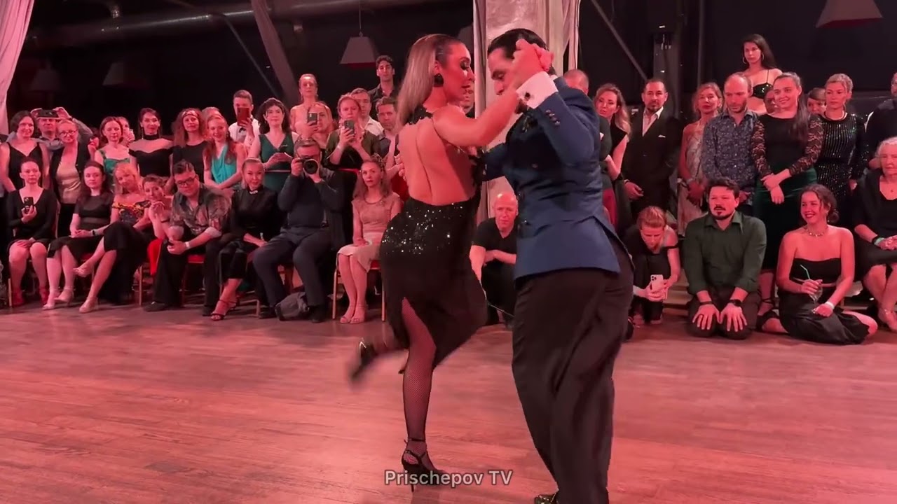 Video thumbnail for Martina Waldman & Alejandro Moncada PLANETANGO 2025 2-4