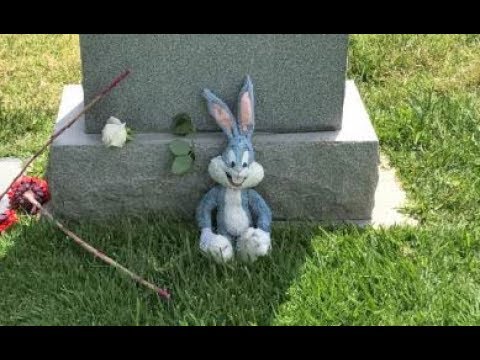 Famous Grave - MEL BLANC "The Man Of 1,000 Voices" At Hollywood Forever Cemetery