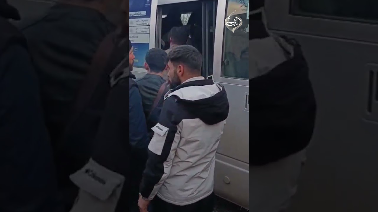 فيديو | حافلات تنقل مواطنين من السليمانية إلى سوريا لدعم الكرد