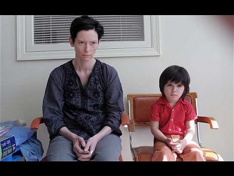 私たちはケビンについて話をする必要があります - 映画のレビュー (We Need To Talk About Kevin - Movie Review)