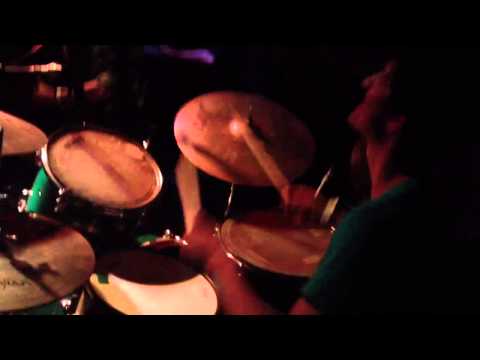 Alejandro Perez Schuster Drum Cam - Cambio de Frente