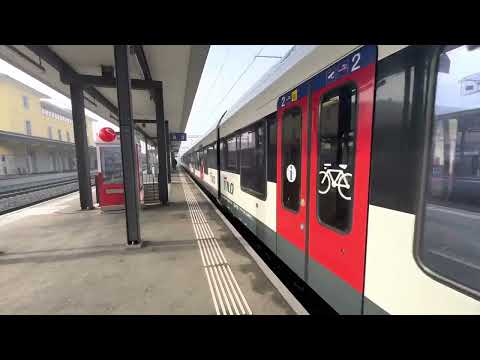 RE80 Chiasso - Locarno in partenza da Mendrisio