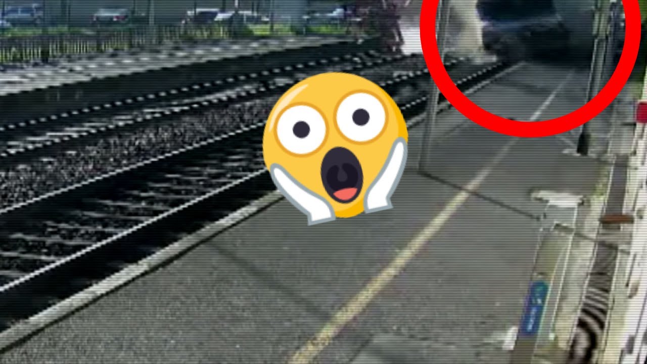 Watch video Quand le train rentre DANS la gare !! Quand le train rentre DANS la gare !!