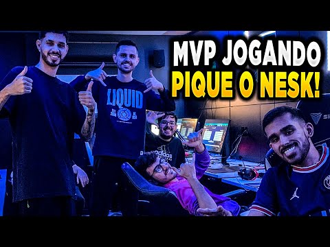 TIME JOGANDO NO OFFICE DA LIQUID! - RAZAH COMPANY