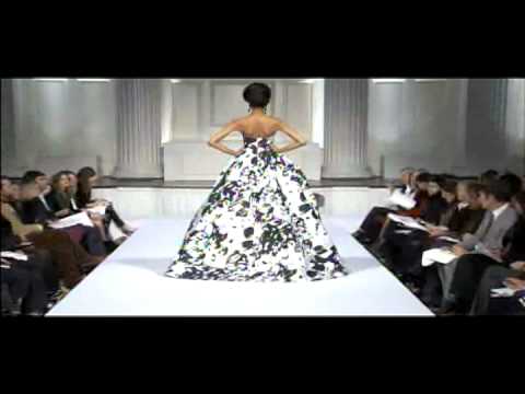 Oscar de la Renta Fall 2009 Runway Show Part 2