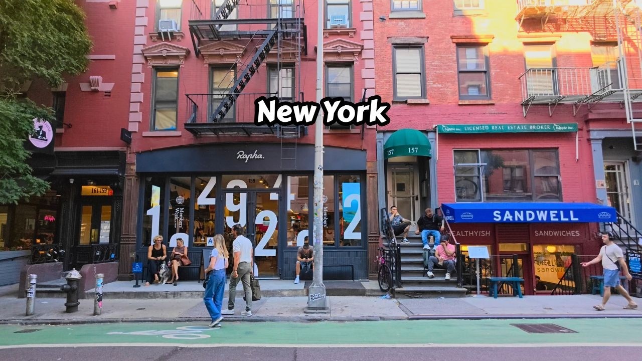 Walking Through One Of Nyc’s Hidden Alleys Manhattan 4k Video
