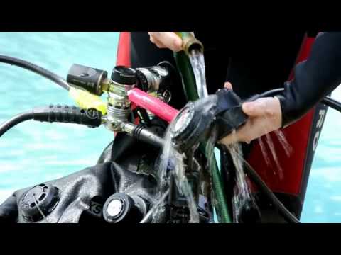 Scuba Skill - Rinsing your regulator