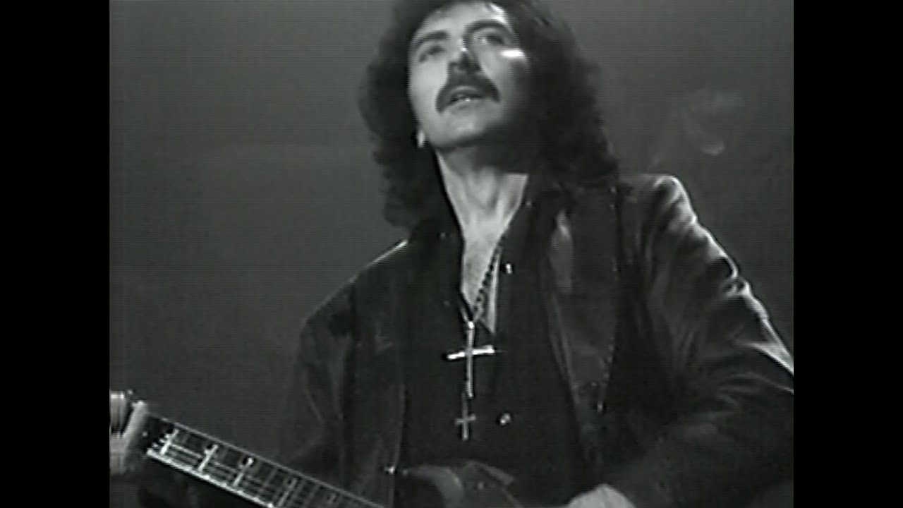Black Sabbath - The Hand That Rocks The Cradle (Official HD Video) - YouTube