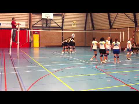 Volleybal Go'97 DS2 - De Valk DS2: 3-1 - 02042011 - deel5
