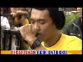 Asbak Band Membuatmu Cinta Padaku Live Lyrics